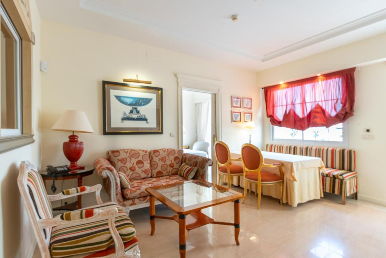 Guadalpin Residences Marbella Buitenkant foto